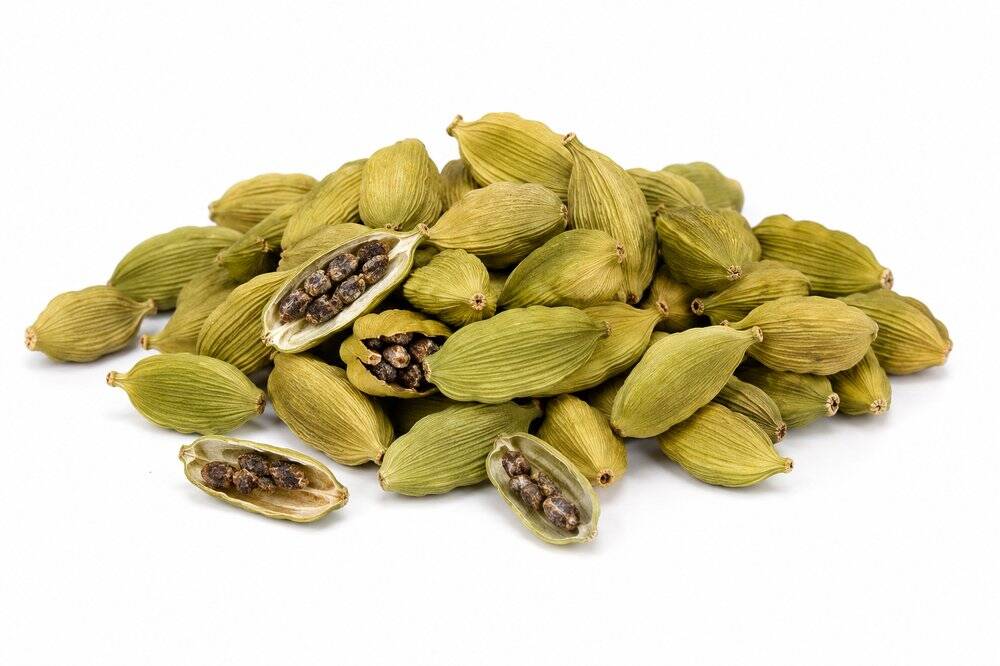 Green Cardamom (Elaichi) – 100g - Image 2
